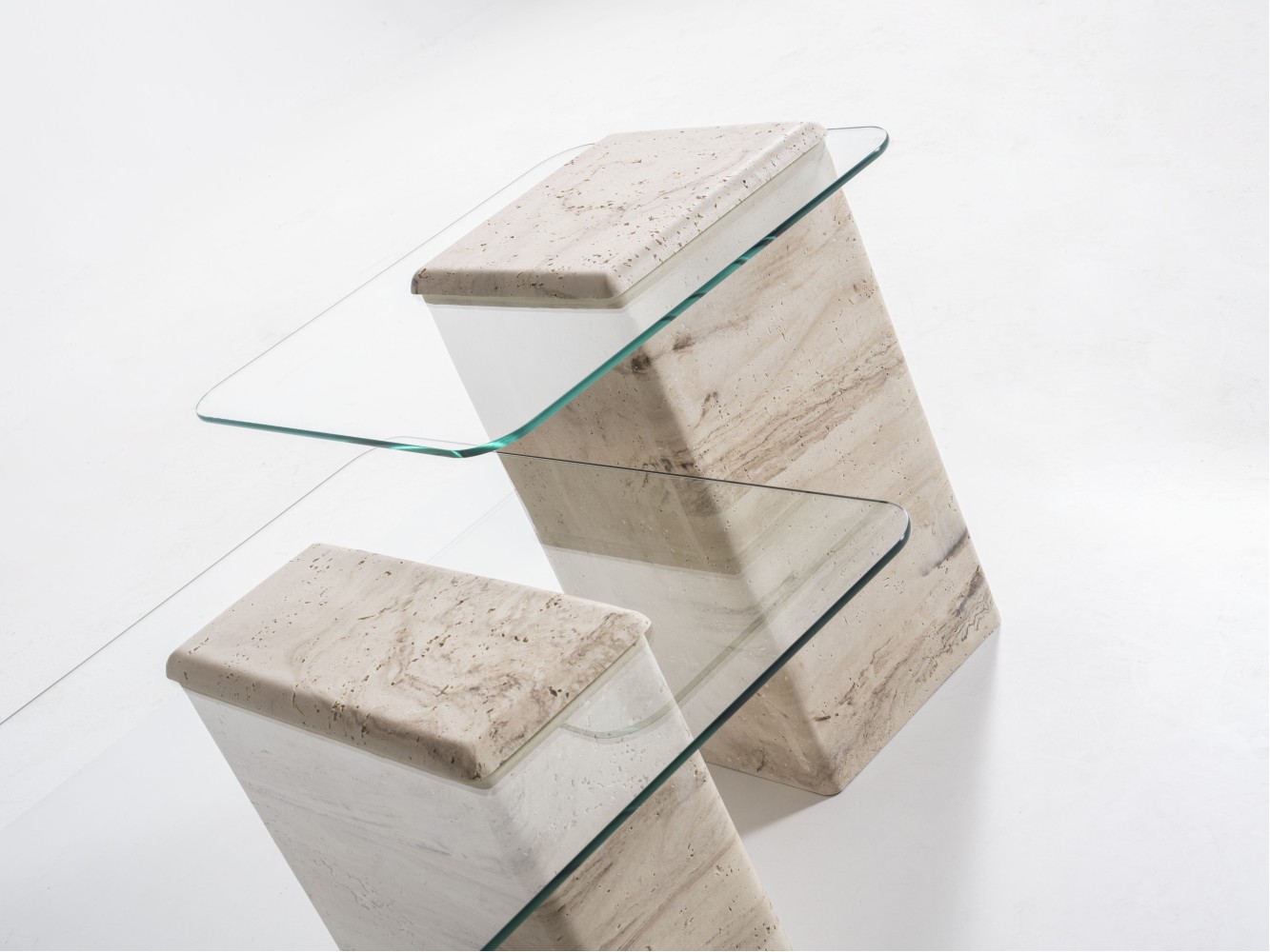 945 - 946 Travertine Set Of 2