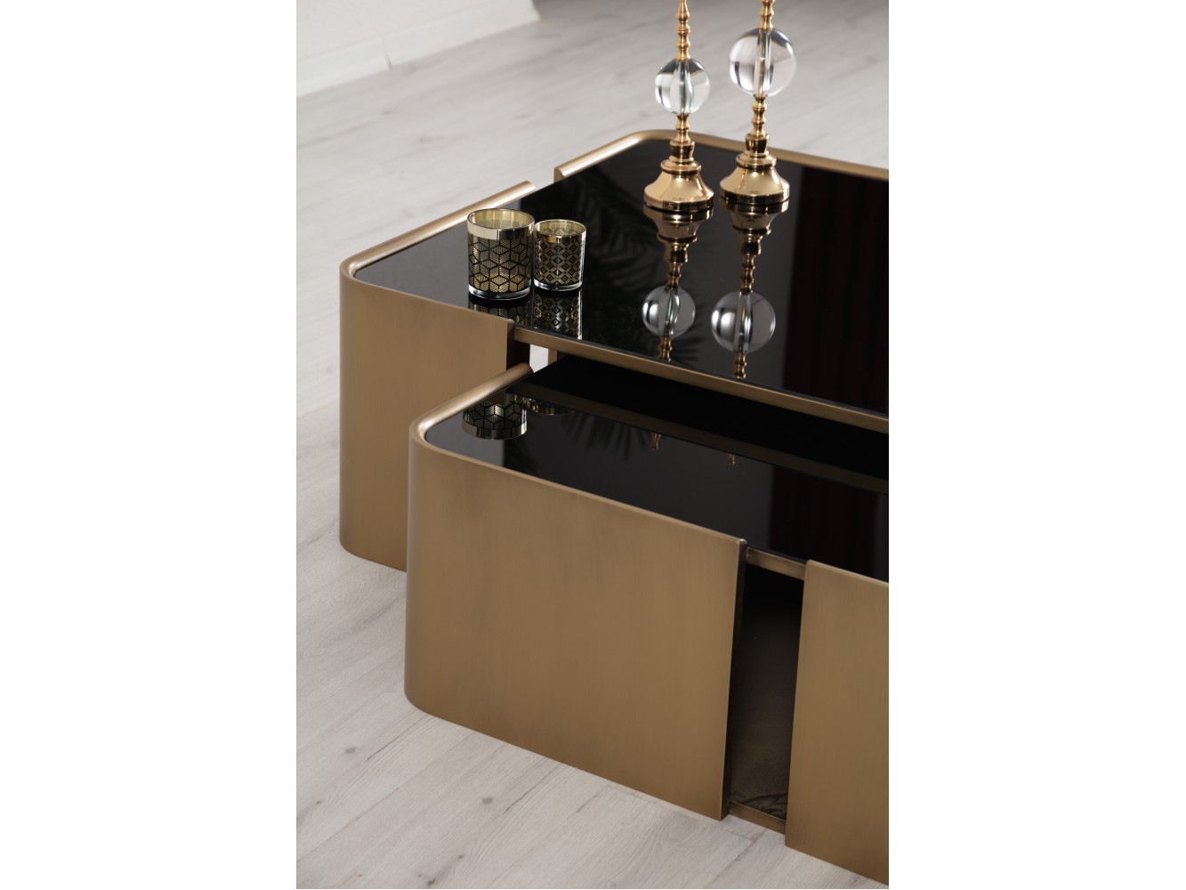 678 Patina Gold Black Glass Set Of 2