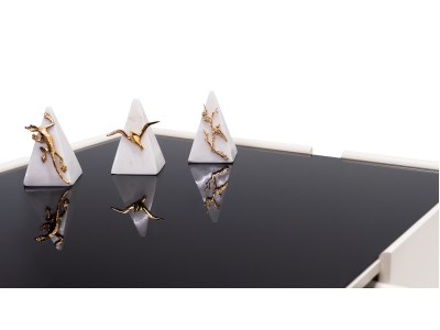 678 Moonstone Black Glass